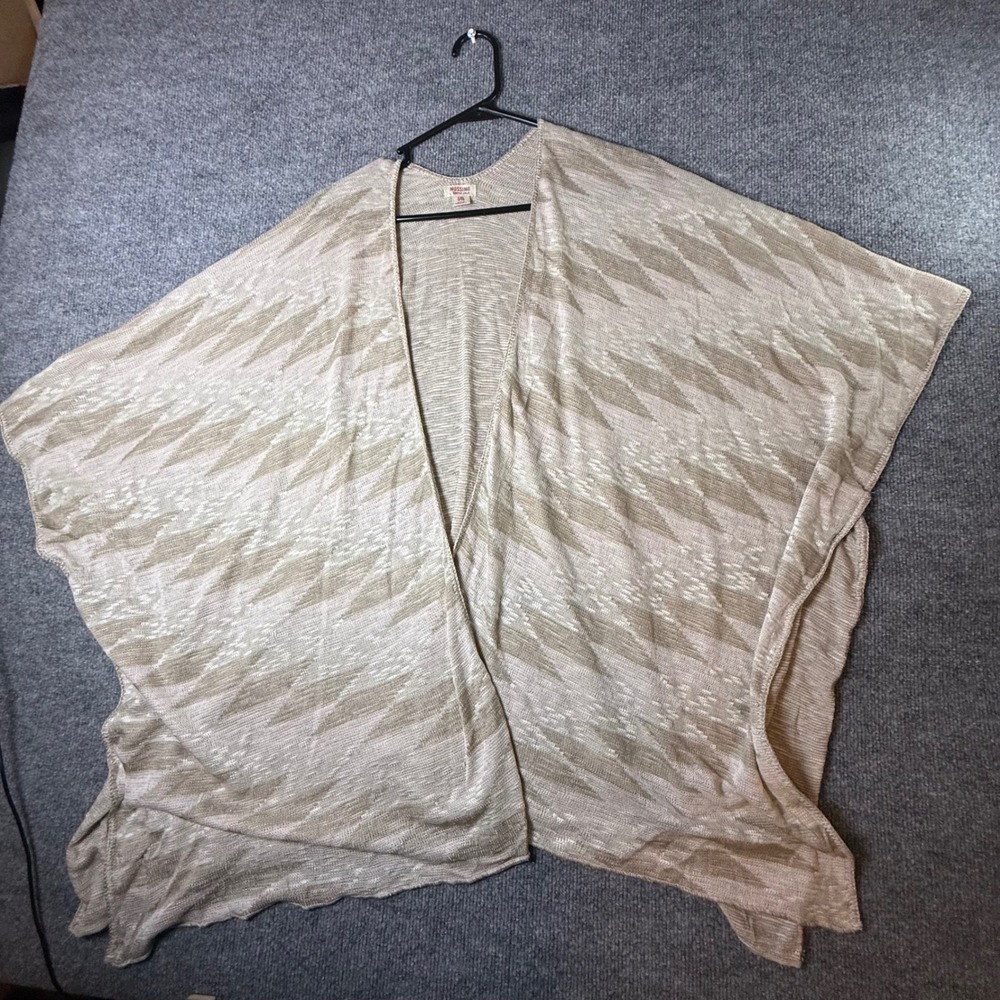 Mossimo Supply Co Womens Tan Chevron Knit Open Front Poncho Cardigan L/XL USA